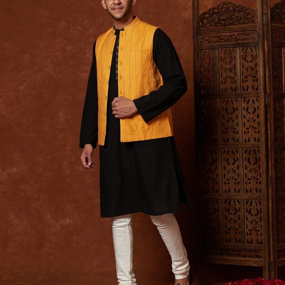 Fabindia Men's Yellow Viscose Blend Geometric Nehru Jacket Size L - Picture 5 of 8